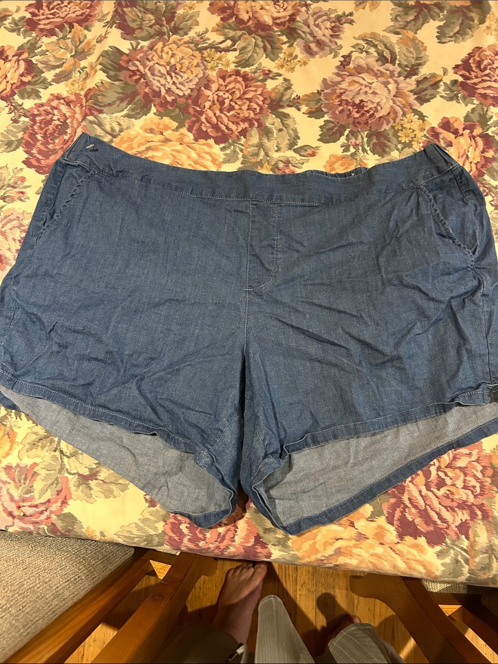 Nw/oT torrid Blue Denim-Look Casual Shorts with Side Pockets Size 2